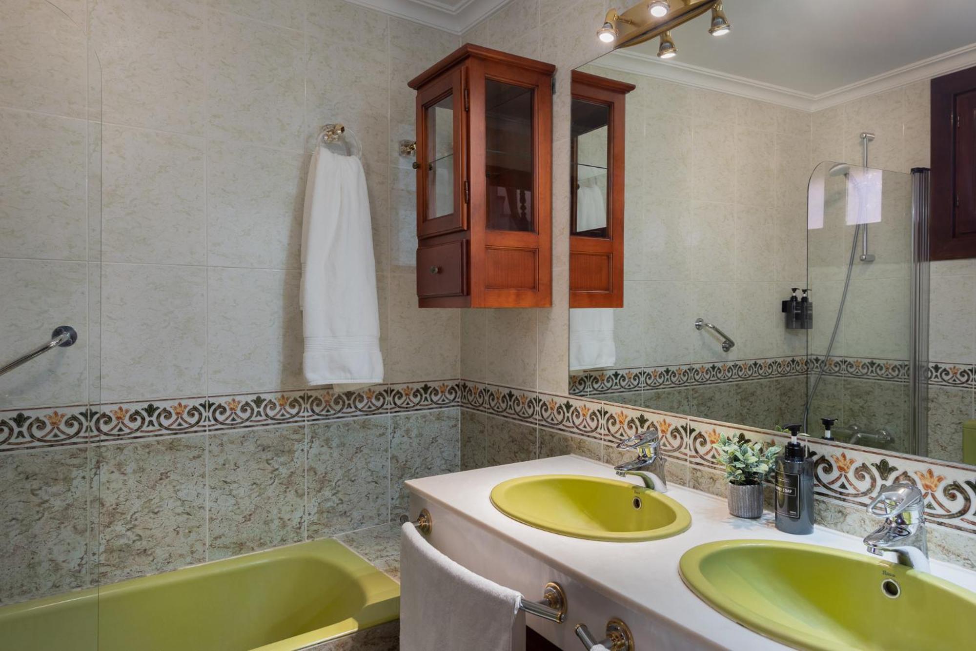 Encantadora Casa En El Casco Antiguo De Marbella Bagian luar foto