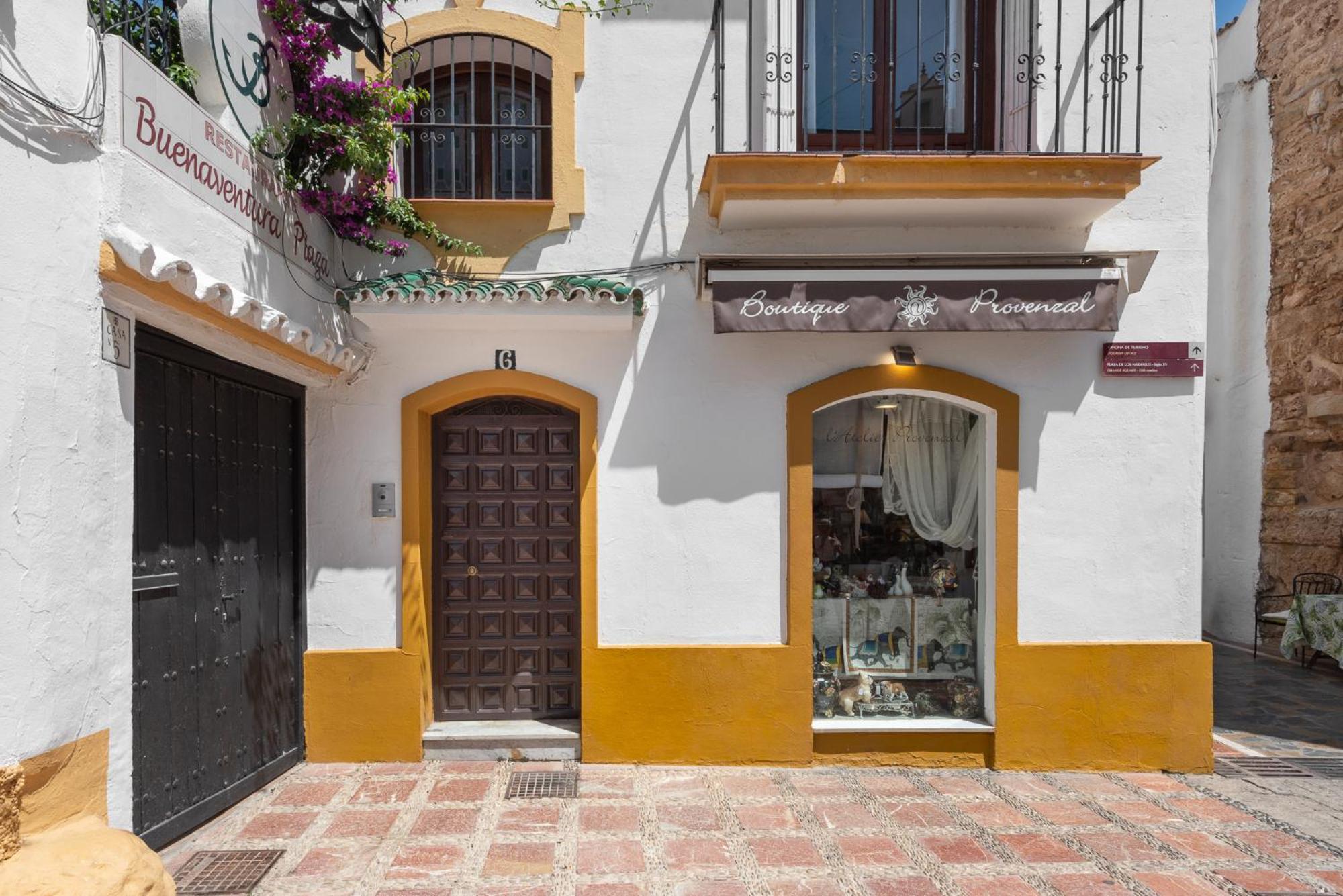 Encantadora Casa En El Casco Antiguo De Marbella Bagian luar foto